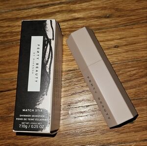 Fenty Match Stix Shimmer Skin Stick in Blonde